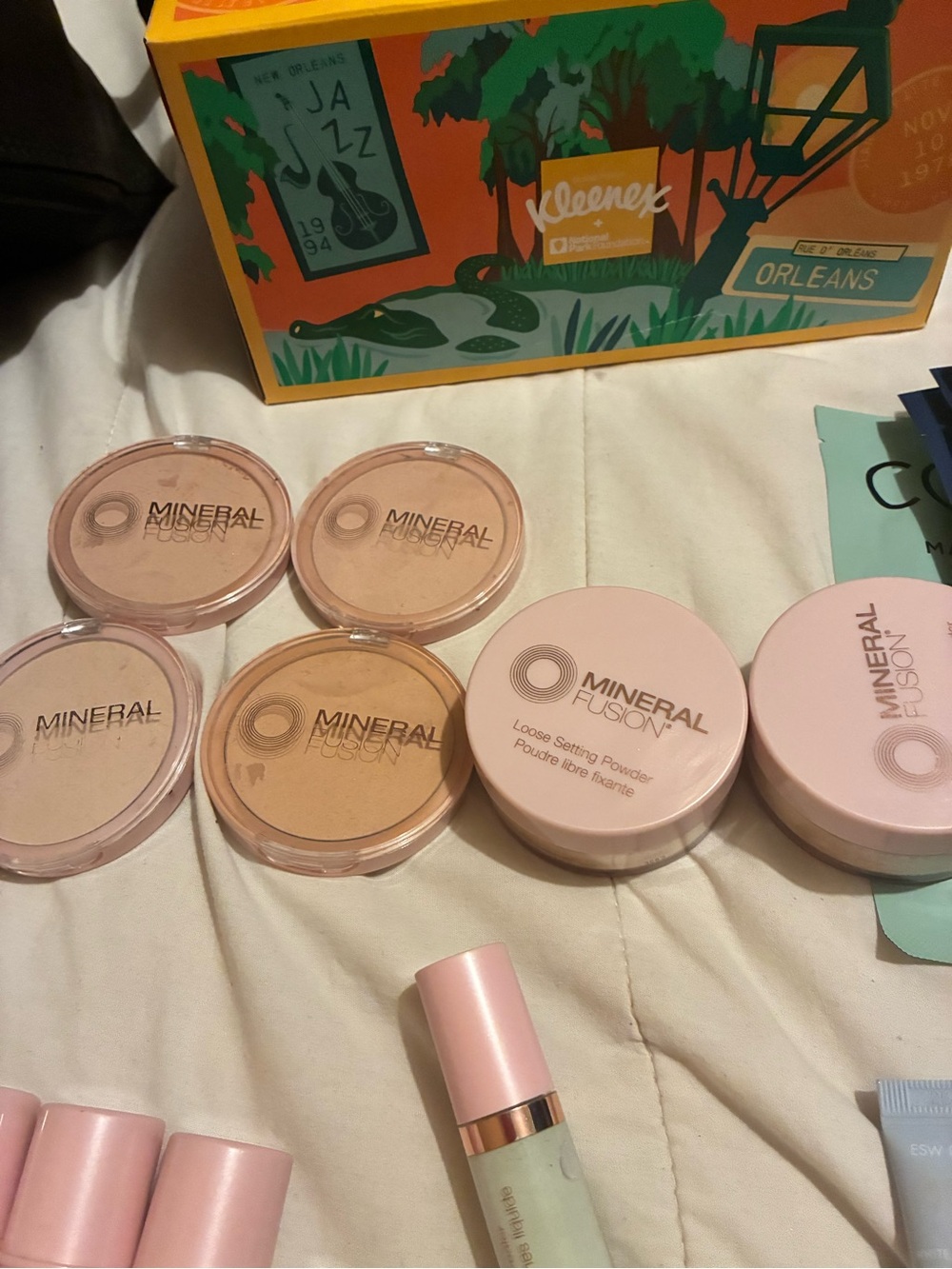 Makeup Lot - Picture 7 of 14